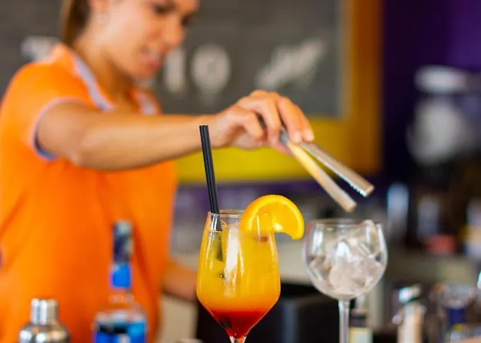 酒店 Tokio Village - Azzurro Club 丽都迪萨维奥