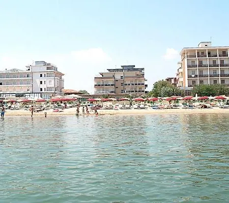 Tokio Village - Azzurro Club Hotel
