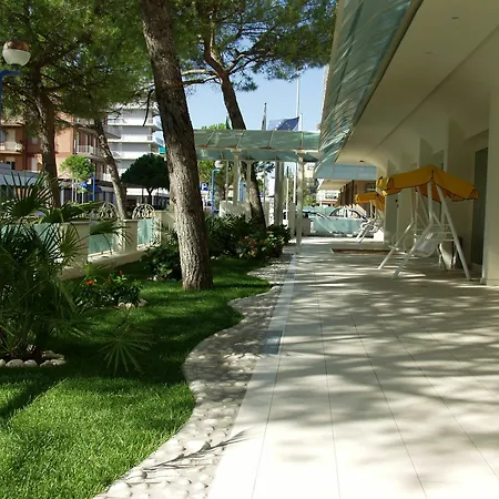 Tokio Village - Azzurro Club Lido Di Savio